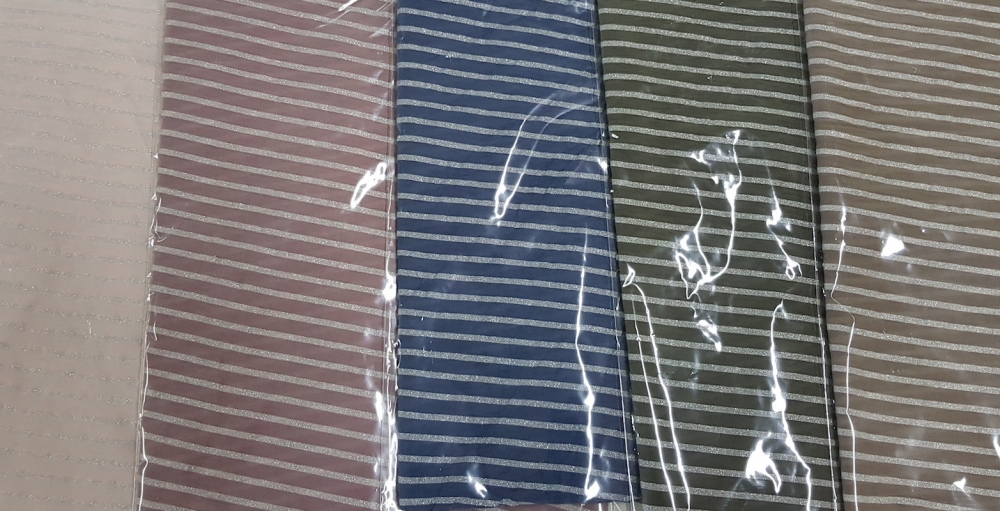 Glitter Stripe Scarf - Click Image to Close