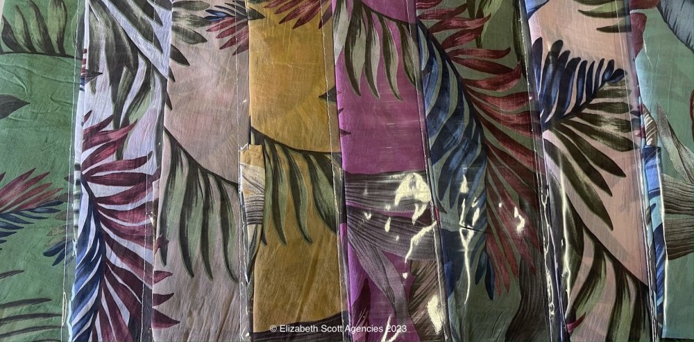 Palm Leaves Print Scarf - Click Image to Close