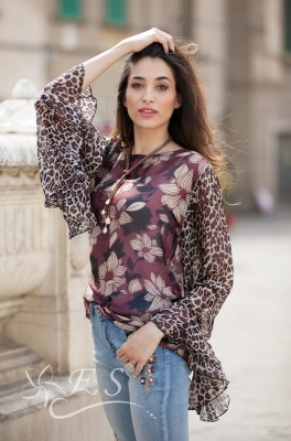 Floral Print Top With Leopard Sleeve