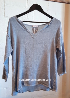Linen/Cotton Vintage Wash Top With 3/4 Sleeve and Lurex V Neck
