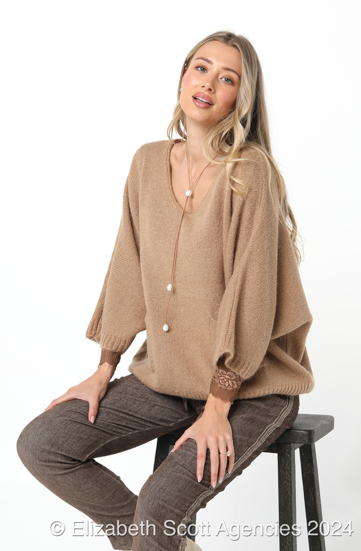 Esther Knit - Click Image to Close