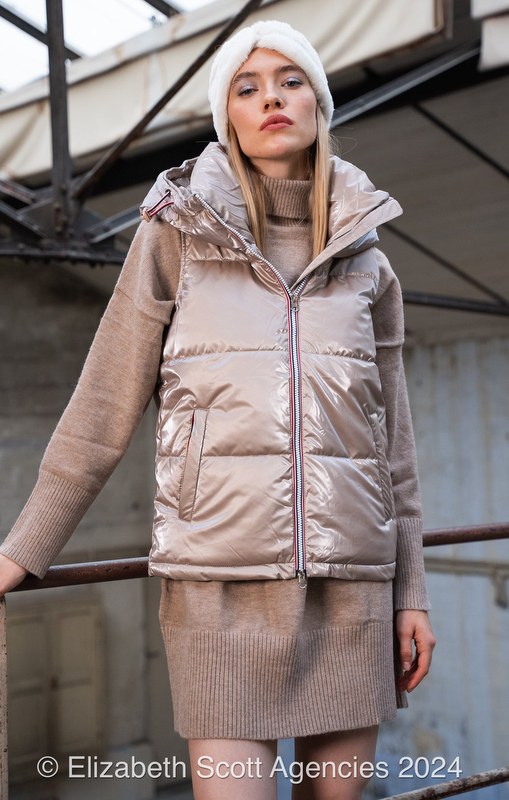 Puffer Vest - Click Image to Close