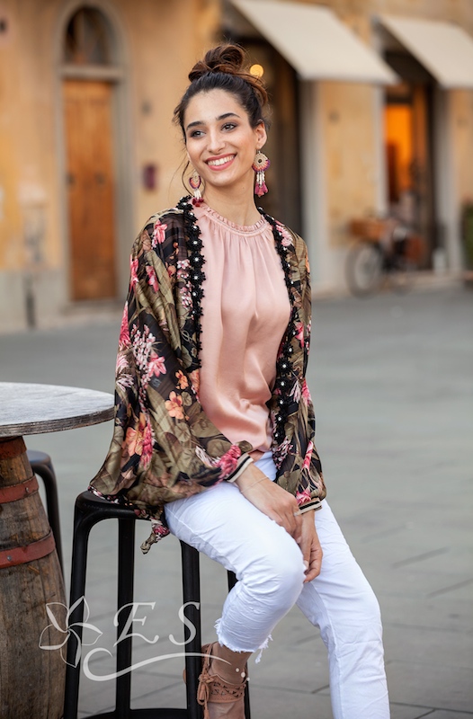 Floral Print Cape With Tie Front - Click Image to Close