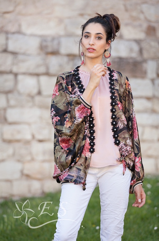 Floral Print Cape With Tie Front - Click Image to Close